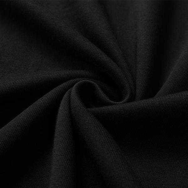 100%25 Cotton Golf Gift T-Shirt For Men and Women Trendy Roblox Character Graphic Tee For Kids Stylish Black Short Sleeve Shirt Perfect For Gaming Fans And Casual Wear